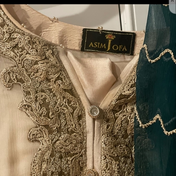 Designer ASIM JOFA Wedding Shalwar Kameez - Picture 1 of 6